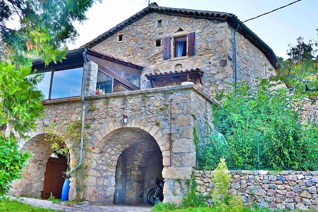 La Joannassiene, Maison Ardechoise De Caractere Exteriör bild